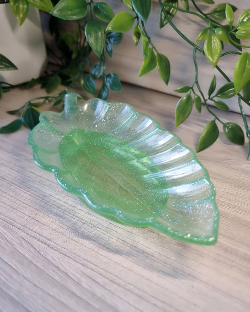 Green Sliver Glitter Leaf Resin Trinket Tray