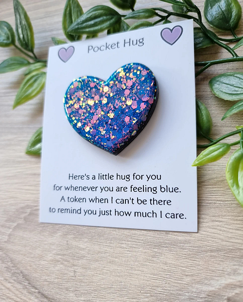 Blue Pink Colorful Glitter Resin Heart Pocket Hug 2