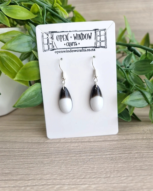 Black & White Small Tear Drop Resin Earrings