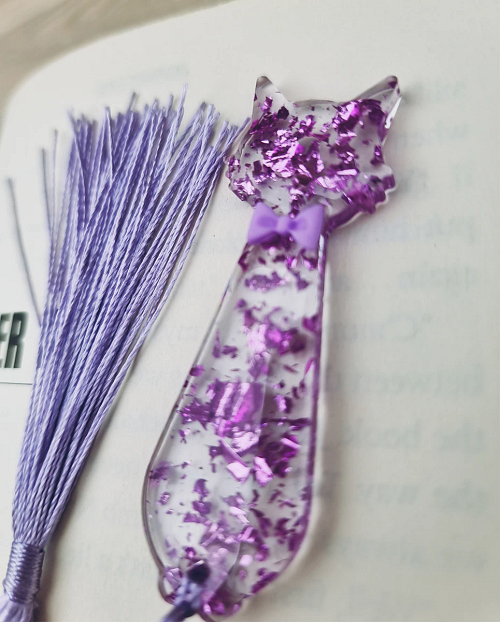 Purple Flake Cat Head Bow Tie  Resin Bookmark