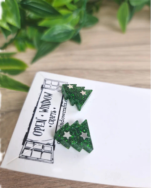 Small Christmas Tree Resin Stud Earring (3)