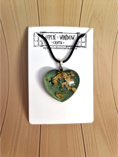 Green Glitter Heart Gold Flake Necklace Jewellery Handmade Jewelry NZ