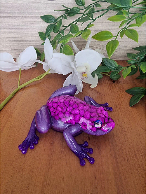 Purple Resin Pink Pebbles Resin Frog (3)