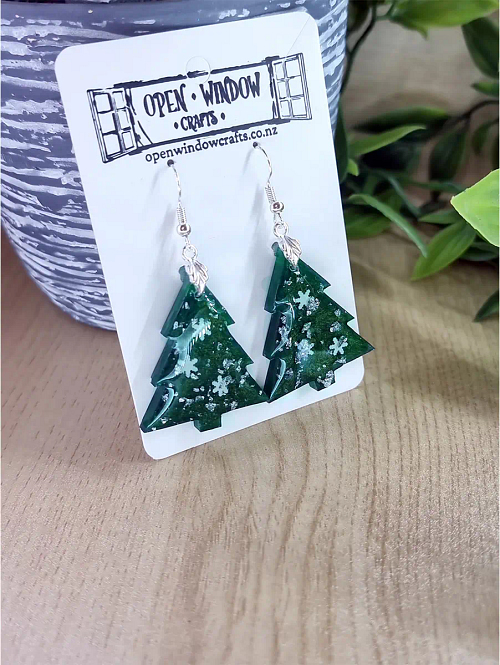 Christmas Tree Green Glitter Earrings – Green Resin Earrings (1)