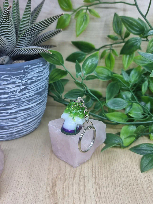 Multicolour Resin And Glitter Resin Skull Keyring / Keychain