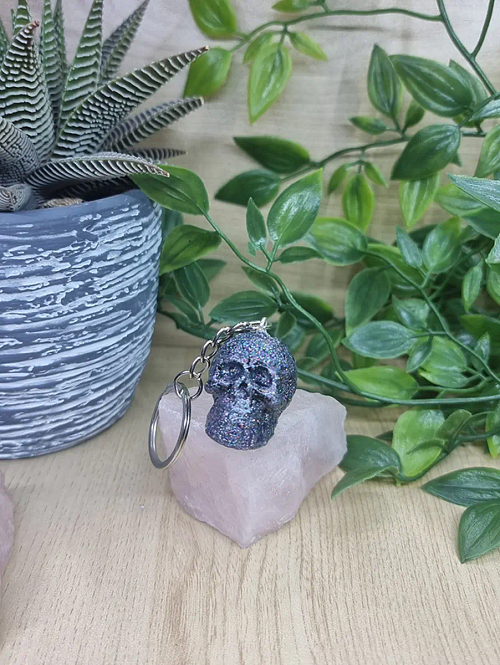 Silver Glitter Textured Resin Skull Keychain (3)