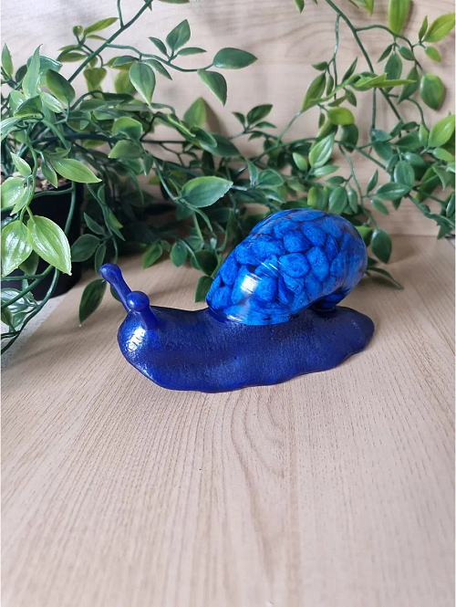Handcrafted Large Blue Resin And Blue Stones Resin Snail – charming miniature resin snail