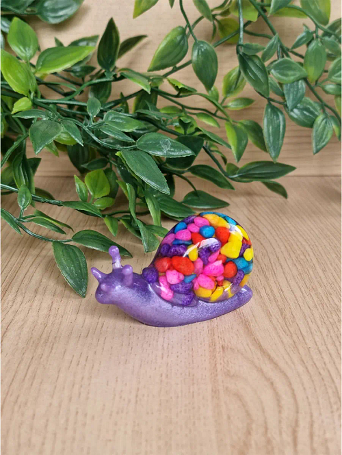 Handcrafted Small Resin Snail – charming miniature resin snail