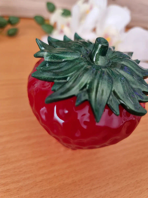 Red Resin Strawberry (1)