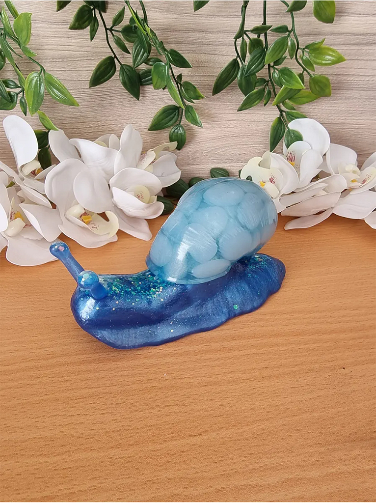 Snail Blue Stone Glitter Glow in the Dark Snail (3)