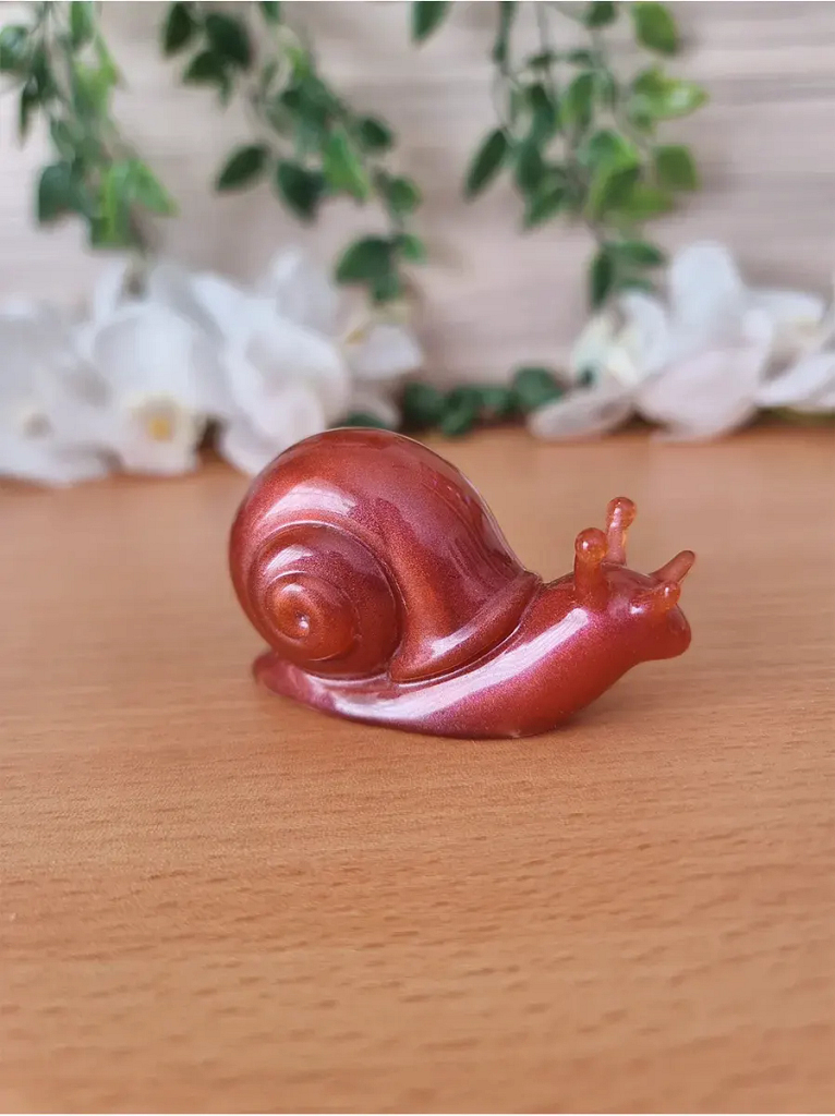 Small Bronze Resin Snail