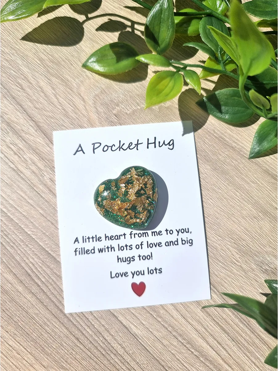 Green Glitter Gold Flake Resin Pocket Hug (2)