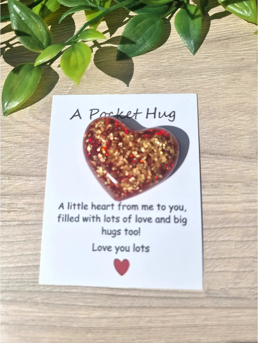 Thoughtful Gold Flake Red Glitter Heart Resin Pocket Hug – portable resin pocket hug