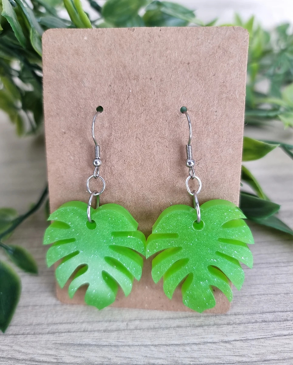 Elegant Green Monstera Leaf Earrings - Green Resin Earrings – glossy statement resin jewellery