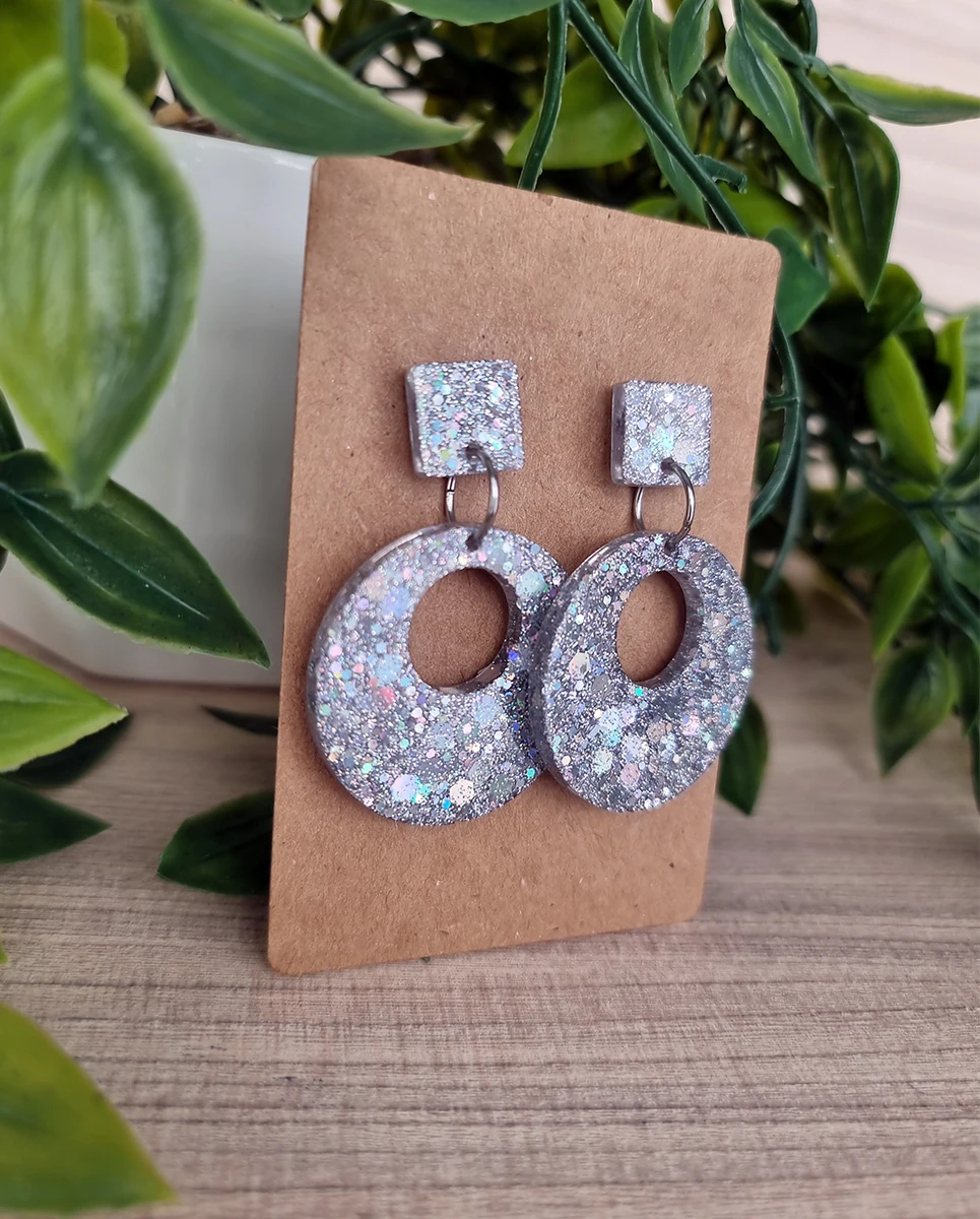 Round Silver Glitter Stud Earrings (4)