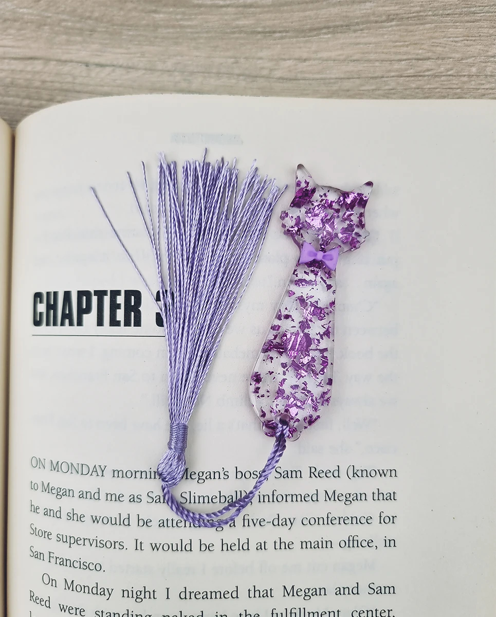 Purple Flake Cat Head Bow Tie Resin Bookmark